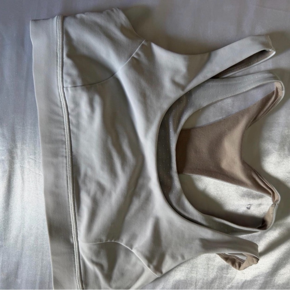 lululemon athletica white racer-Back Sports Bra